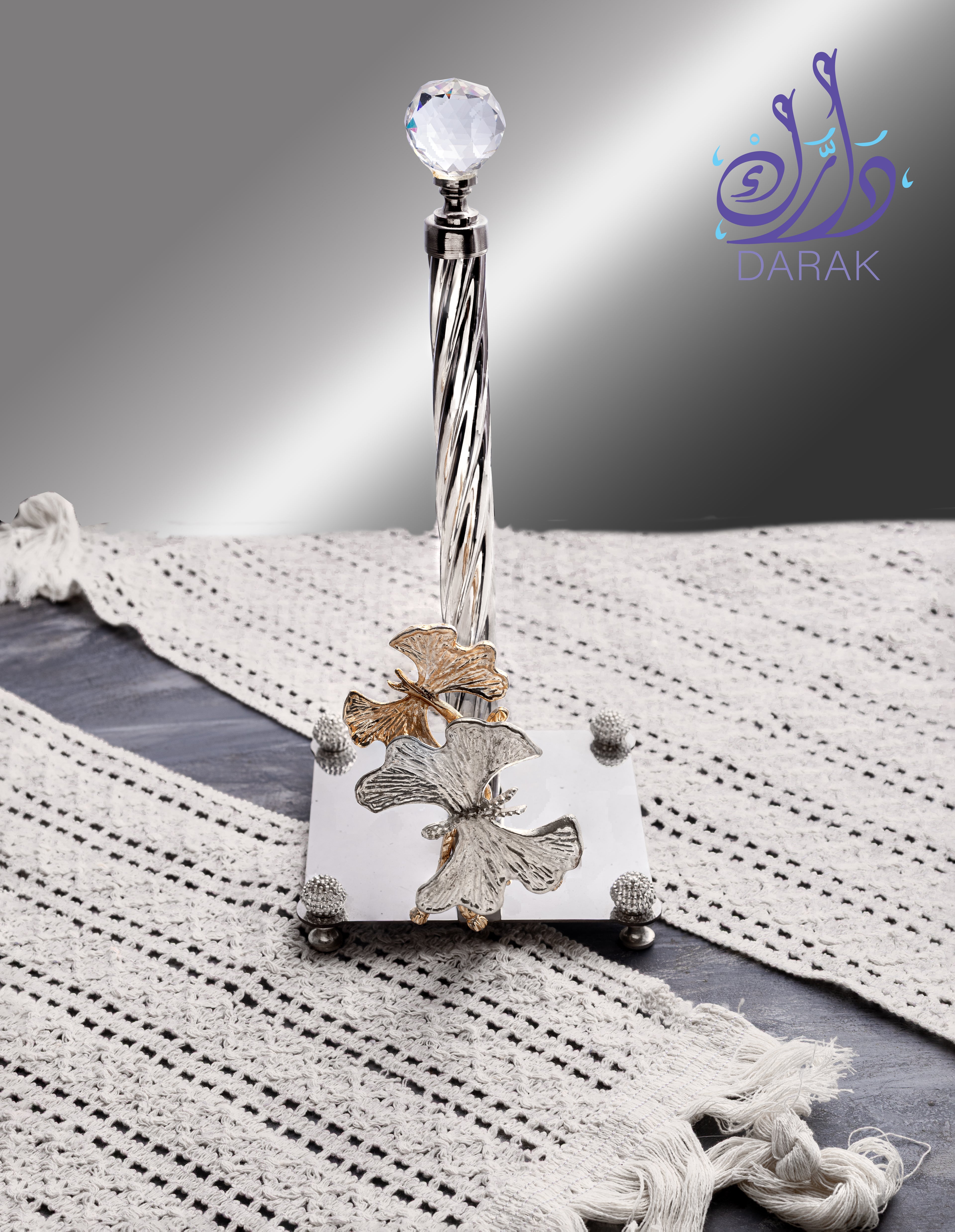 Crystal Bloom Tissue Holder